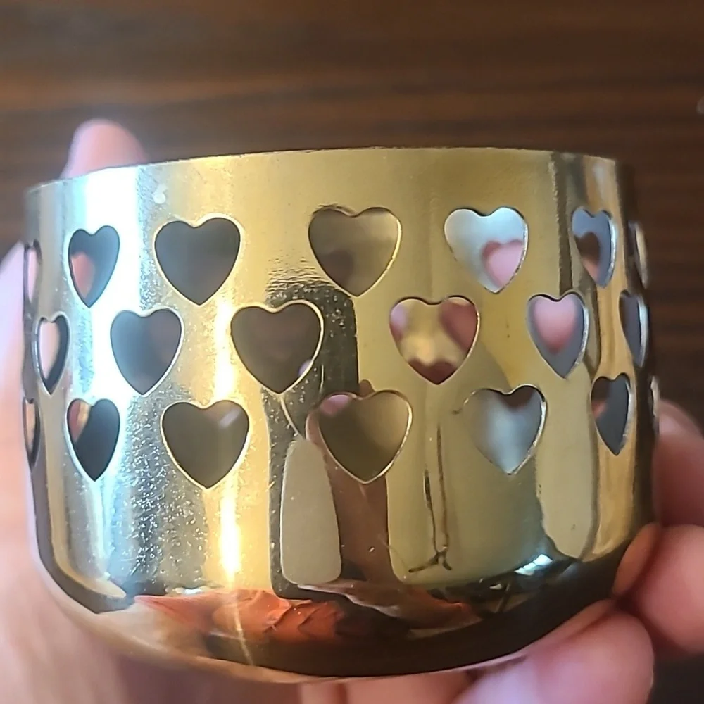 brass candle holder cut out